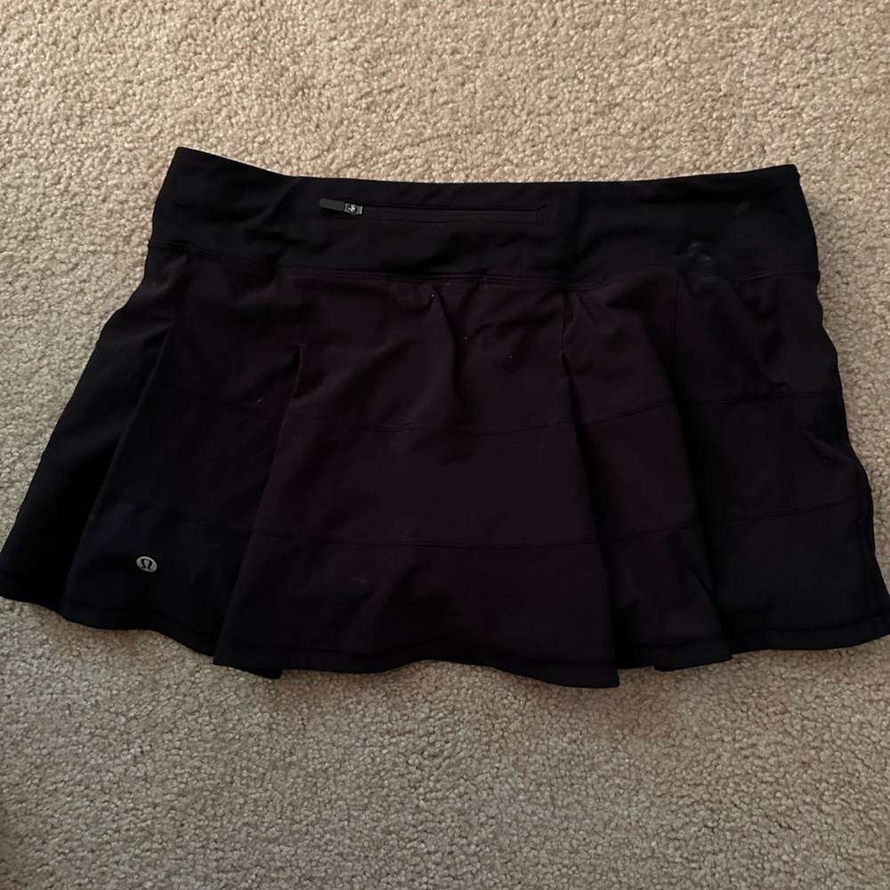 Lululemon Pace Rival Skirt Black size 10 Reg